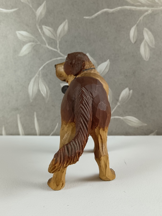 Swiss Carved Wood St Bernard Dog sculpture(3).jpg